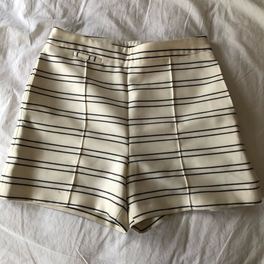 ZARA SHORTS